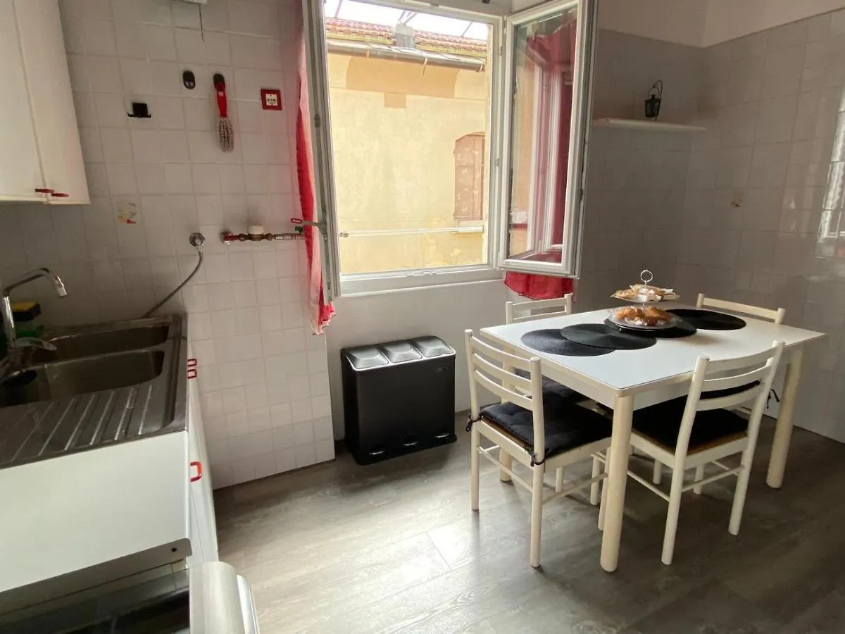 Appartamento La Spezia 5 Min Dalla Stazione Centrale Apartamento